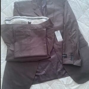Giorgio Armani Elegant Brown Suit Set
